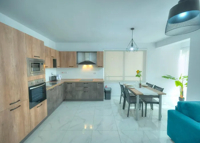 Modern & Comfy 1 Bedroom Near Seafront Pcal1-2