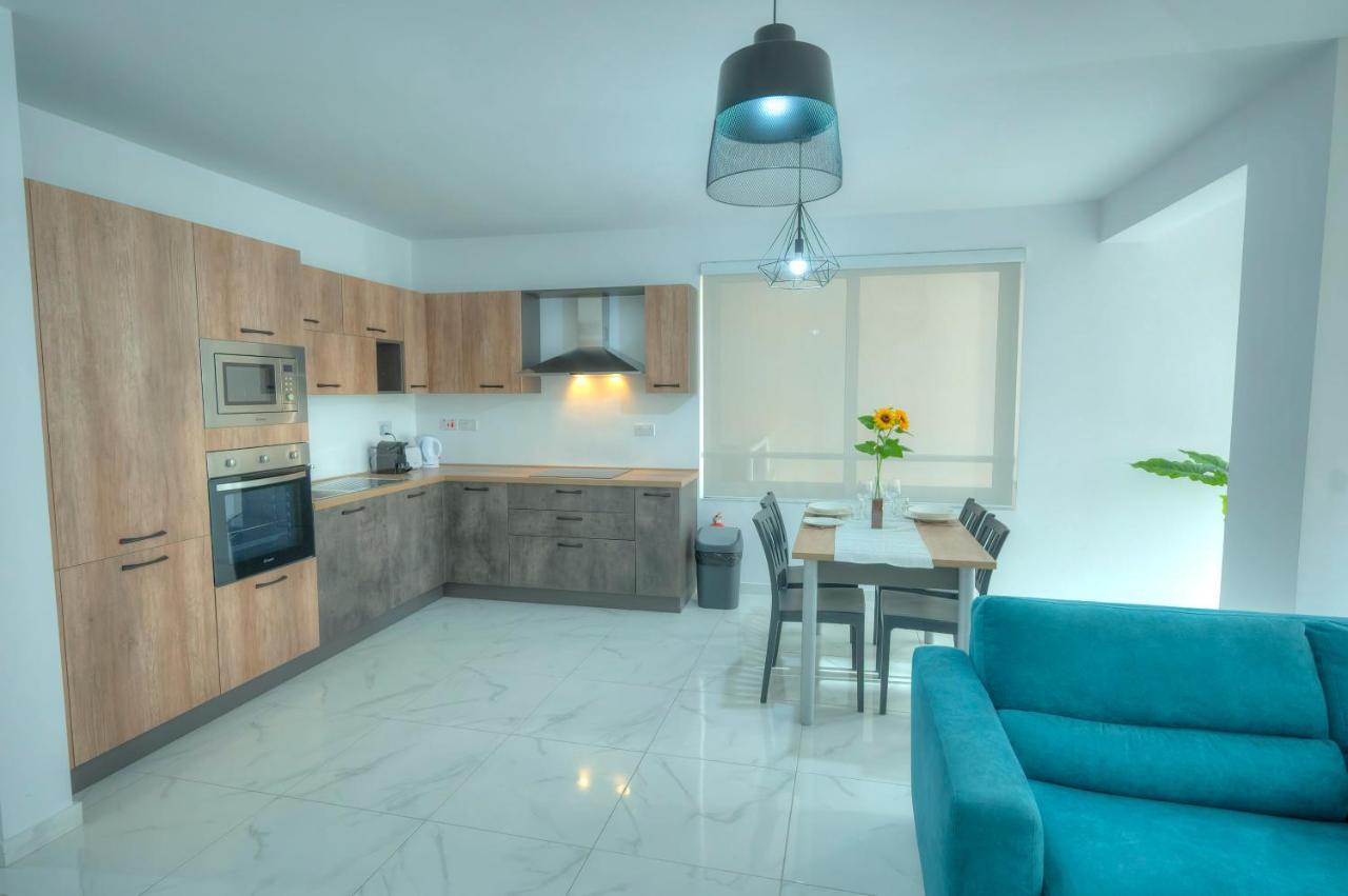 Апартаменты Modern & Comfy 1 Bedroom Near Seafront Pcal1-2 Слима